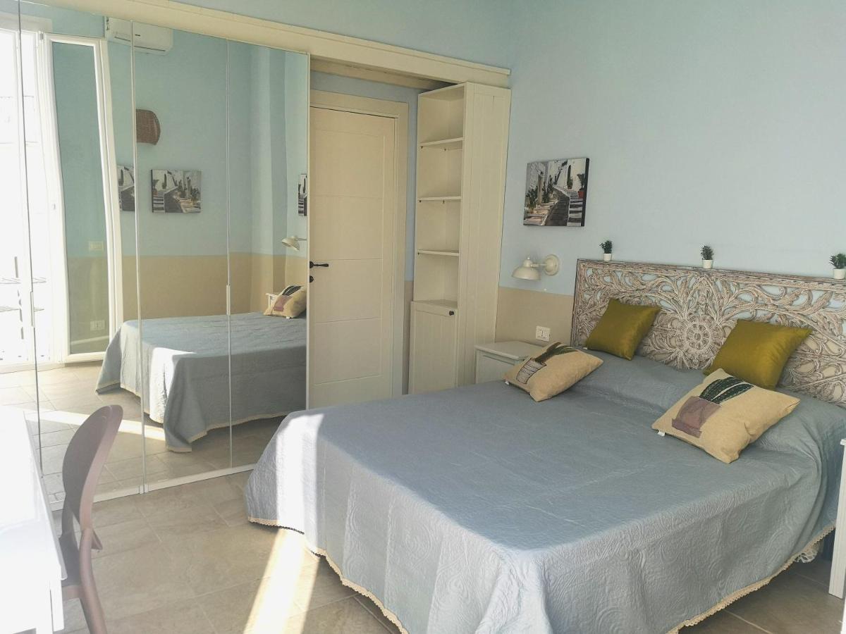 Pura Vita Apartments 莫诺波利 外观 照片